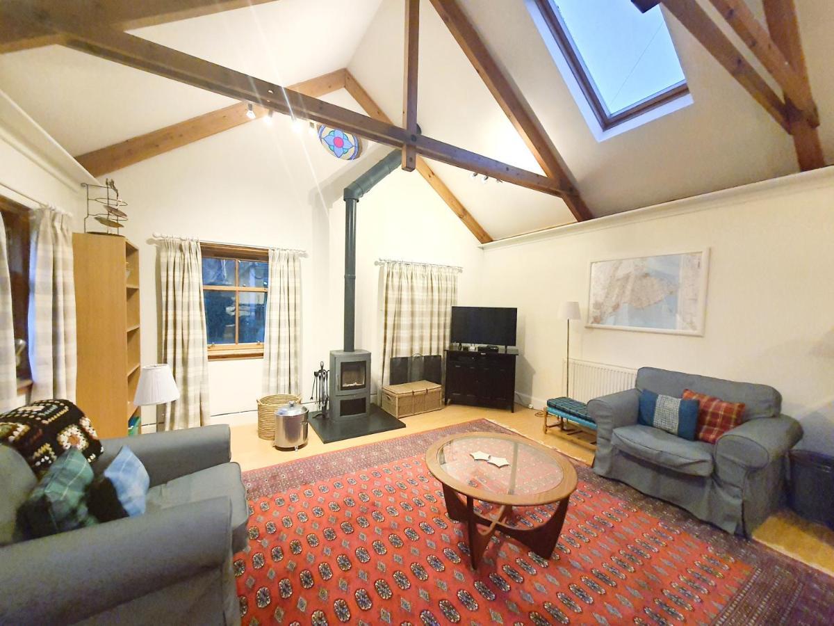 Edinburgh 2-Bedroom Cottage With Parking - Ground Floor Exterior photo